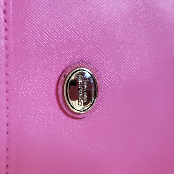 Coach hot pink tote - Picture 3 of 8